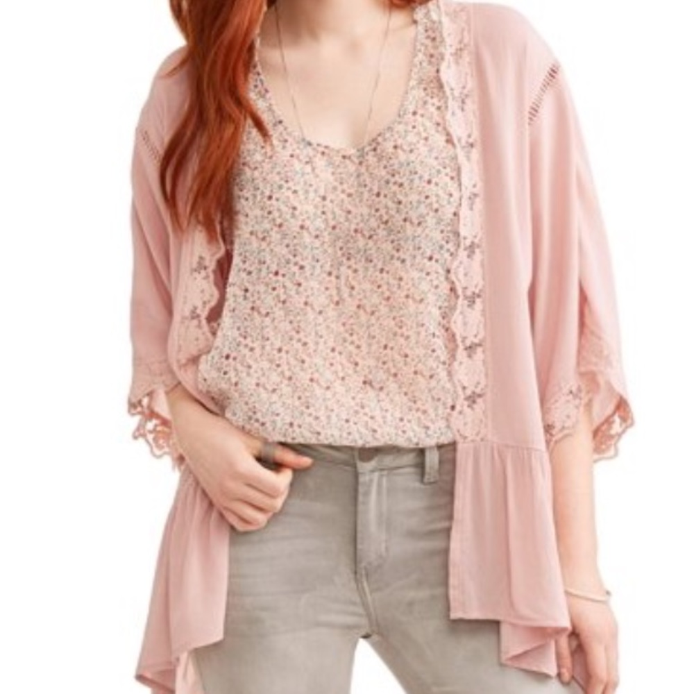 ‼️SOLD‼️ Mauve Lace Trim Kimono